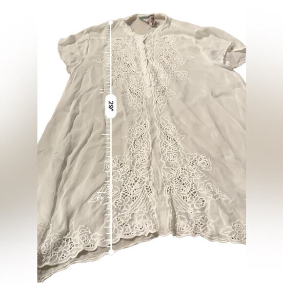 Johnny Was White Silky‎ Embroidered 1/4 Button Short Sleeve Tunic Top Sz XS - Picture 9 of 9